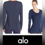 Alo Yoga Kira long sleeve Draped front Top Athleisure Sporty Comfy Size Medium Photo 2
