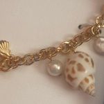 House of Harlow 1960 Gold and Natural Shell Necklace Photo 4
