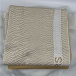 Michael Kors  BRAND NEW WITH TAGS OFFICIAL SCARF AND HAT GIFT SET Photo 2