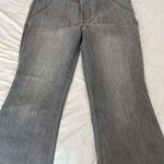 Chicosâplatinum sz 1 (M) grey distressed elastic waistâstretchyâflareâjeansâGUC Gray Photo 2