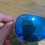 Ray-Ban Sunglasses Photo 3