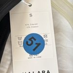 Halara  top size small Photo 3