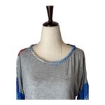 Anthropologie  Tiny Shirt Women Small Gray Raye Contrast Floral Puff Sleeve Tee Photo 4