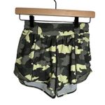 Lululemon Hotty Hot Low Rise Short 4" - size 4 Photo 2