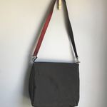 Esprit VINTAGE BLACK/MAROON REVERSIBLE  CROSSBODY SQUARE PURSE Photo 2