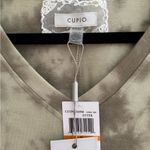 cupio  Women’s V Neck Short Sleeve Shirt Size Small NWT Green Tie Dye Photo 2
