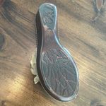 BOC Born Concepts Floral Slide Sandals Leather Flower Amputee Sz 8 One Shoe Only Tan Photo 3