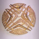 Elegant Vintage Gold Tone Cutout Retro Round Brooch Photo 1