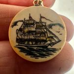 Sailing ships small circle pendant necklace Photo 7
