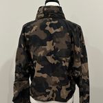 Love Tree Cropped Camo Windbreaker Photo 2