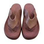 Crocs  getaway platform glitter flip flop sandal purple size 6 Photo 4