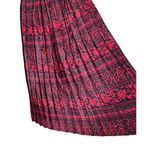 Leslie Fay  Skirt Womens Size 10 Red Black Pleated Maxi Vintage Elastic Waist Photo 3