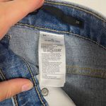 Banana Republic NWT‎  Woman's Sz 35 Mid Rise Light Wash Denim Cut Off Shorts Photo 5