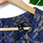 AQUA Floral Print Structured Tulip-Sleeve Blouse - M Photo 9