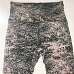 Athleta Printed Elation Glades 7/8 Tight Size Small Photo 7