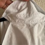 L'Agence L’agence NWOT Women’s White Cold Shoulder Blouse Size L Photo 6