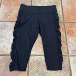 Lucy Activewear Lucy side gathered Capri leggings small Photo 0