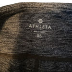 Athleta  Gray Cropped Capri Athletic Leggings Women Sz XS Photo 8
