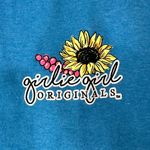 Girlie girl original s Crew Neck Graphic Short Sleeve Tee Womens Size Medium Photo 3