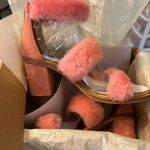 UGG NWT  Del Rey Fluff Heel light pink chunky heeled sandals w/fur accent / 6 Photo 1