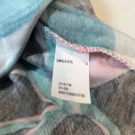 Nine West  Women S Black Emerald Floral Short Sleeve V-Neck Tee Chiccore Artcore Photo 5