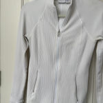 Athleta  Jacket Women’s Running Photo 0