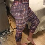 Alo Yoga  purple airbrush cropped leggings Photo 10