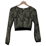 Fabletics NWT Kamila Snakeskin Seamless Athletic Top Green Black Size Medium Photo 3