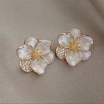 Boutique Elegant Gold and White Floral Earrings Photo 2