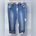 ANGELS Women’s Y2K Embroidered Capri Denim Jeans Blue Size 12 Photo 5