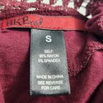 BKE  Red Embellished Back‎ Top Blouse 3/4 Sleeve Maroon Casual Size S Photo 2