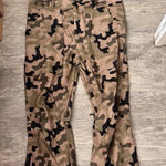 Burton  overalls size medium  Photo 0