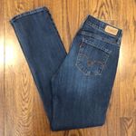 Levi's Women’s 525 Straight Leg Medium Wash Perfect Fit Denim Low Rise Jeans Sz 8 Photo 2