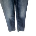 Eddie Bauer  Women's Size 4 Slightly Curvy‎ Medium Wash Straight Jeans Photo 2