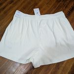Nike  Women's Ribbed Cream Shorts 2x Photo 1