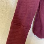 We The Free  Free People Long Sleeve Thermal Pullover EUC Sz Sm Boho Stretch Photo 1