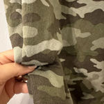 Lucky Brand  Short Sleeve Camo T-Shirt Women’s Medium Shirt Green Photo 1
