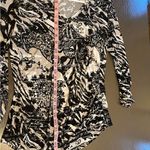 Peter Nygard  Black and Cream‎ Blouse Elegant Top Photo 5