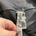 Lorna Jane  Asha Chevron Gray Cropped Mesh‎ Leggings Size US Small Photo 11