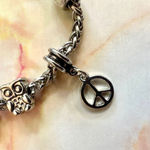 Silver tone bird flower peace owl charm bracelet Photo 2