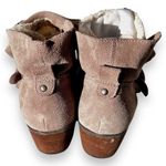 American Eagle  Outfitters Women's size 8 Suede Bootie Photo 4