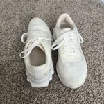 Alo Yoga  Runner Sneakers White Photo 2