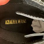 Azalea Wang Surreal Croc Photo 8