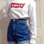 Levi’s Crewneck Sweatshirt Photo 0