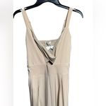 Colombian long beige bodysuit wide leg sleeveless v Photo 4
