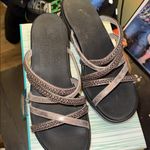 Skechers Sketchers Cali Luxe Foam Black and Silver Strappy Wedge Sandals NWT Photo 2