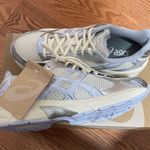 ASICS  Women’s 8 Photo 0