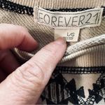 Forever 21  women's cropped tan sweatshirt with western design size large Photo 2