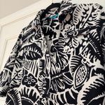 Tori Richard Honolulu Black White Hawaiian Floral Shirt Dress Size 4 Beach Vacay Photo 3