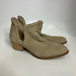 Very Volatile  Veracruz ankle boots tan woven leather women's size 10 trendy boho Photo 3